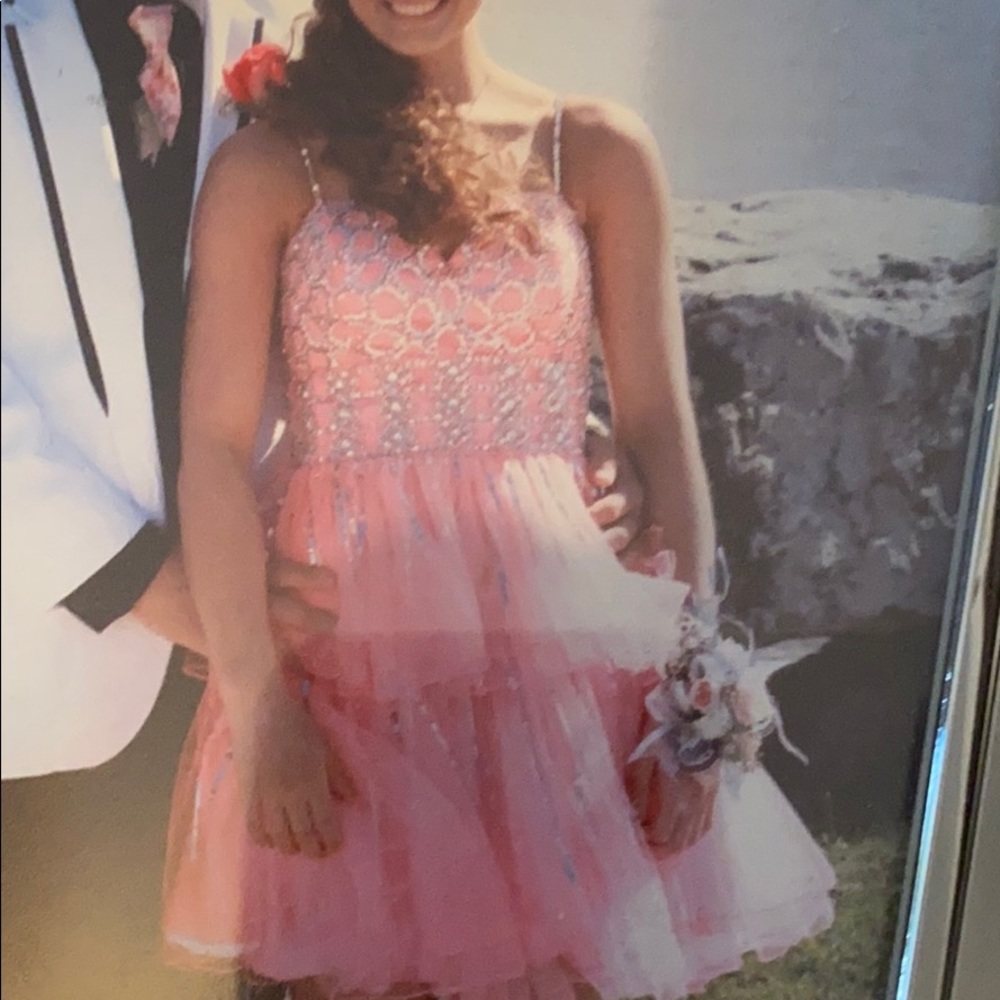 Dress - Picture 4 of 4